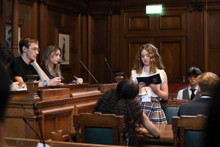 TownHallDebates 15 768x512
